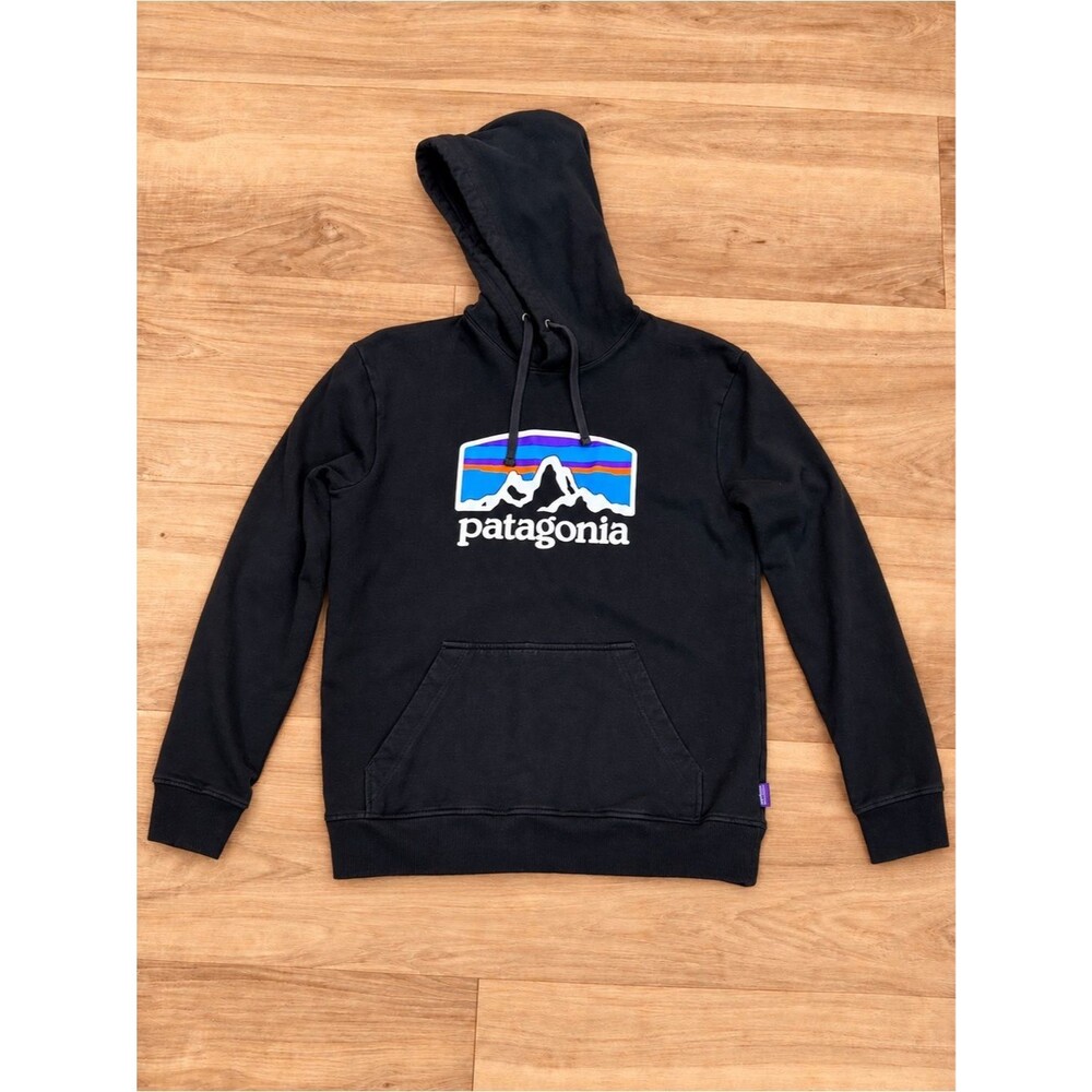 Patagonia Women’s Medium Black Hoodie – EUC
